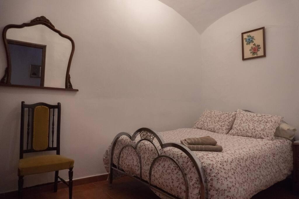 דירות Cheles Casa Tipica Extremena מראה חיצוני תמונה